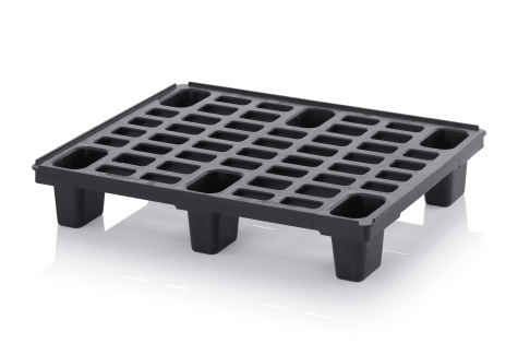 ESD lightweight pallet with retaining edge