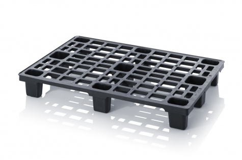 Lightweight pallet without retaining edge