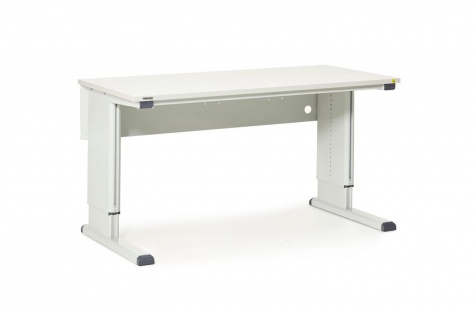Darba galds Concept Ergo (regulējams augstums ar skrūvi), 1500 x 750 mm