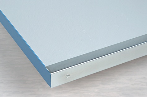 Table vinyl top with steel edges